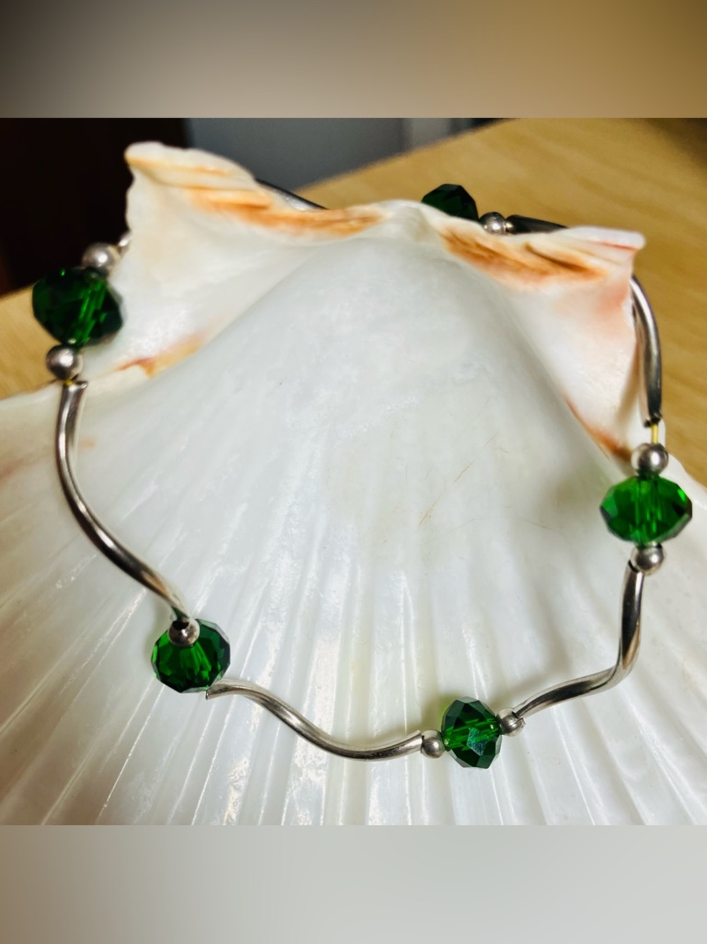 Vintage Emerald Green Crystal Curve Stretch Silver Bracelet